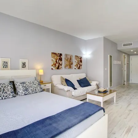 Your Holiday Under The Sun * Torremolinos