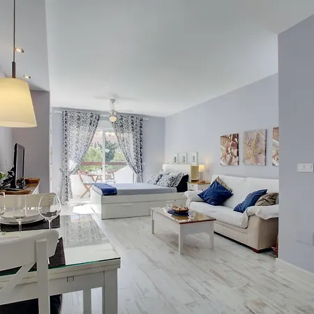 Your Holiday Under The Sun Apartment Torremolinos
