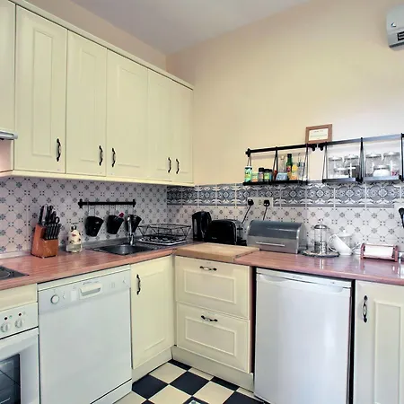 Your Holiday Under The Sun Apartment Torremolinos